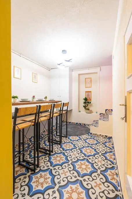 اسطنبول Maximalist House In City Center فيلة