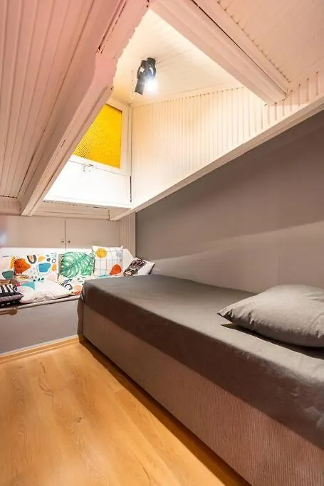 اسطنبول Maximalist House In City Center 0*,